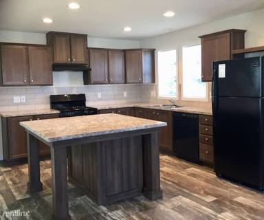 Main picture of 4557 Ashwood Dr W