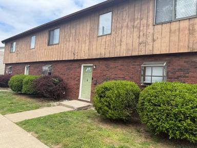 Main picture of 412 E Hester St