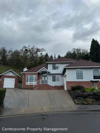 Main picture of 136 Woodrose Ct