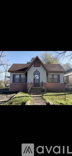 Main picture of 338 Main St