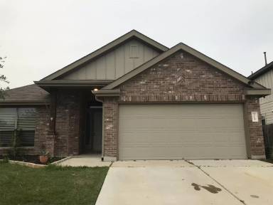 Main picture of 377 Dragon Ridge Rd