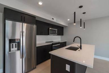 Main picture of 6604 Ridge Ave