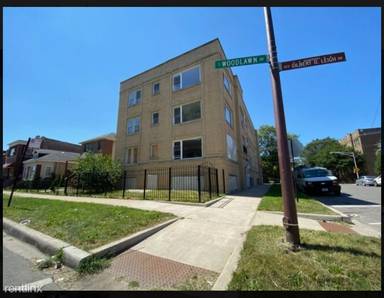 Main picture of 1155 E 72nd St