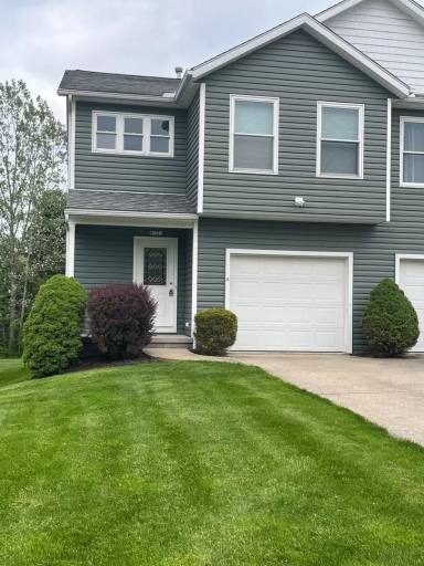 Main picture of 487 Sparrow Way