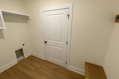 Main picture of 3805 S Bluelake Ct