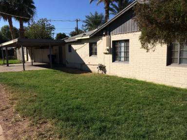 Main picture of 1539 E Hudson Dr