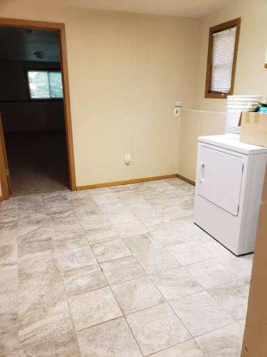 Main picture of 3895 Birchwood Dr