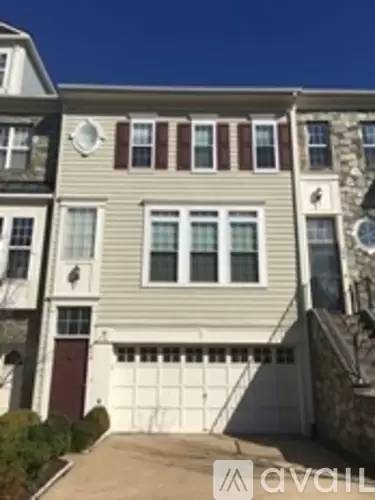 Main picture of 106 Browns Mill Dr