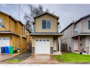 Main picture of 765 NE 93rd Ave