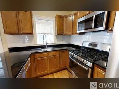 Main picture of 34 Gorham St