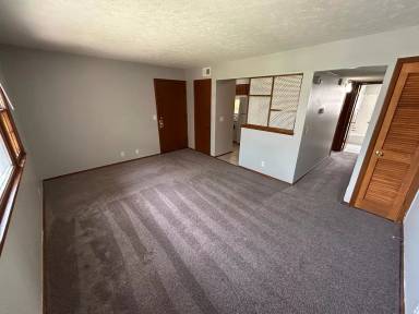 Main picture of 4311 Charles St