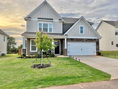 Main picture of 445 Pine Nut Way