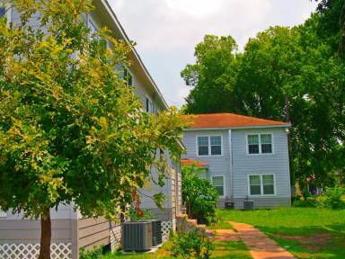 Main picture of 3019 1/2 Truxillo St