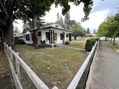 Main picture of 1102 San Francisco Ave NE