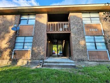 Main picture of 5340 Laroche Ave