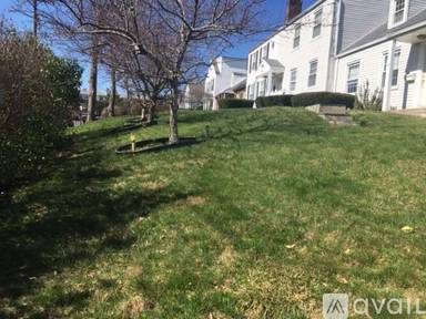 Main picture of 5 Lane Crest Ave