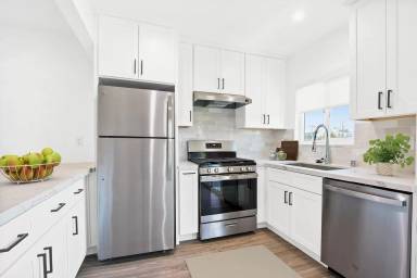 Main picture of 3240 Fay Ave