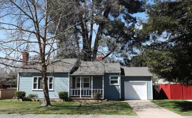 Main picture of 1380 55th St