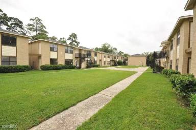 Main picture of 3620 Southmore Blvd