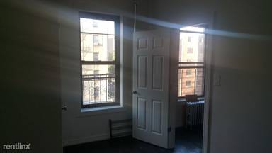 Main picture of 539 Wales Ave