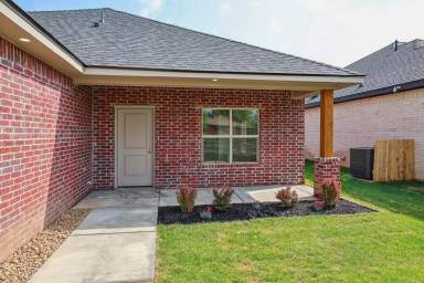 Main picture of 4705 Scotty Dr