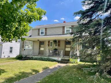 Main picture of 855 W Main St