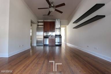 Main picture of 740 W Addison St