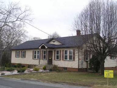 Main picture of 2 Terrace Ave