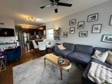 Main picture of 1624 N Bell