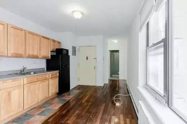 Main picture of 115 Lexington Ave