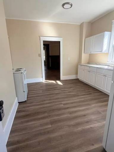 Main picture of 707 S Court St