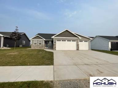 Main picture of 1735 Patriot Way
