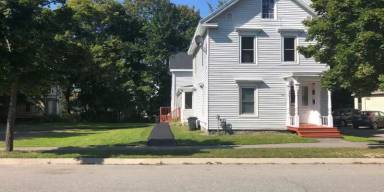 Main picture of 242 Essex St