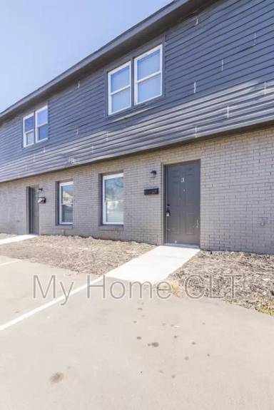 Main picture of 931 Cantwell St