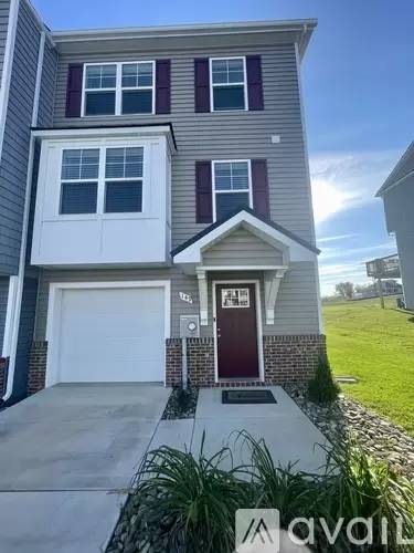 Main picture of 149 Carnes Way