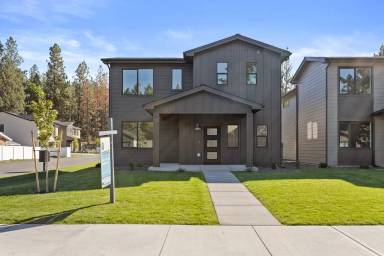 Main picture of 6213 E 13th Ln