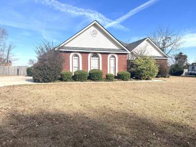 Main picture of 104 Prestige Dr