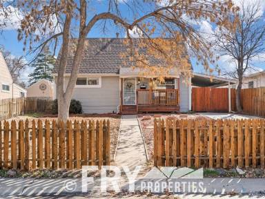 Main picture of 1166 Rosemary St