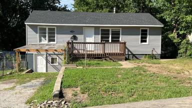 Main picture of 11418 E 13th St S