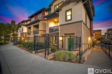 Main picture of 8379 Broadway