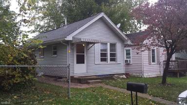 Main picture of 130 Glen Oak St