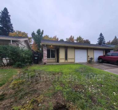 Main picture of 9138 Nasreen Dr