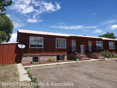 Main picture of 710 W Gothic Ave