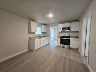 Main picture of 259 Wells St