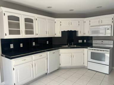 Main picture of 8504 Oak View Dr