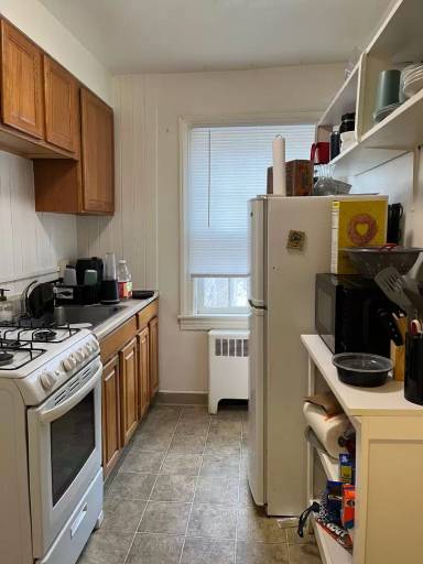 Main picture of 112 Lake St
