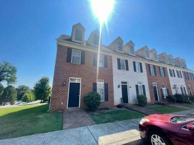 Main picture of 824 Wiggington Rd