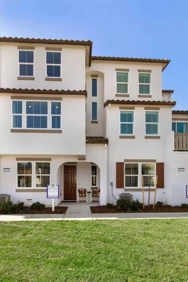 Main picture of 4470 Saone Walk