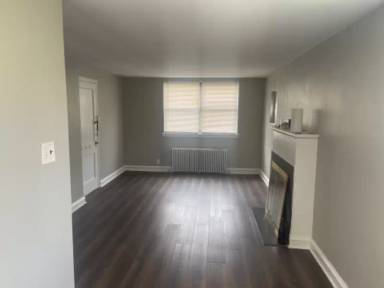 Main picture of 500 N Pleasant Pl
