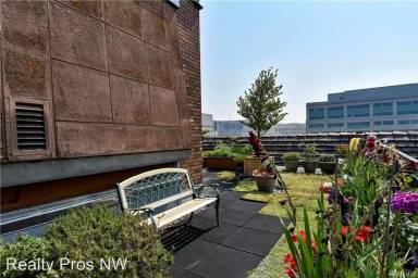 Main picture of Gainsborough Condominium